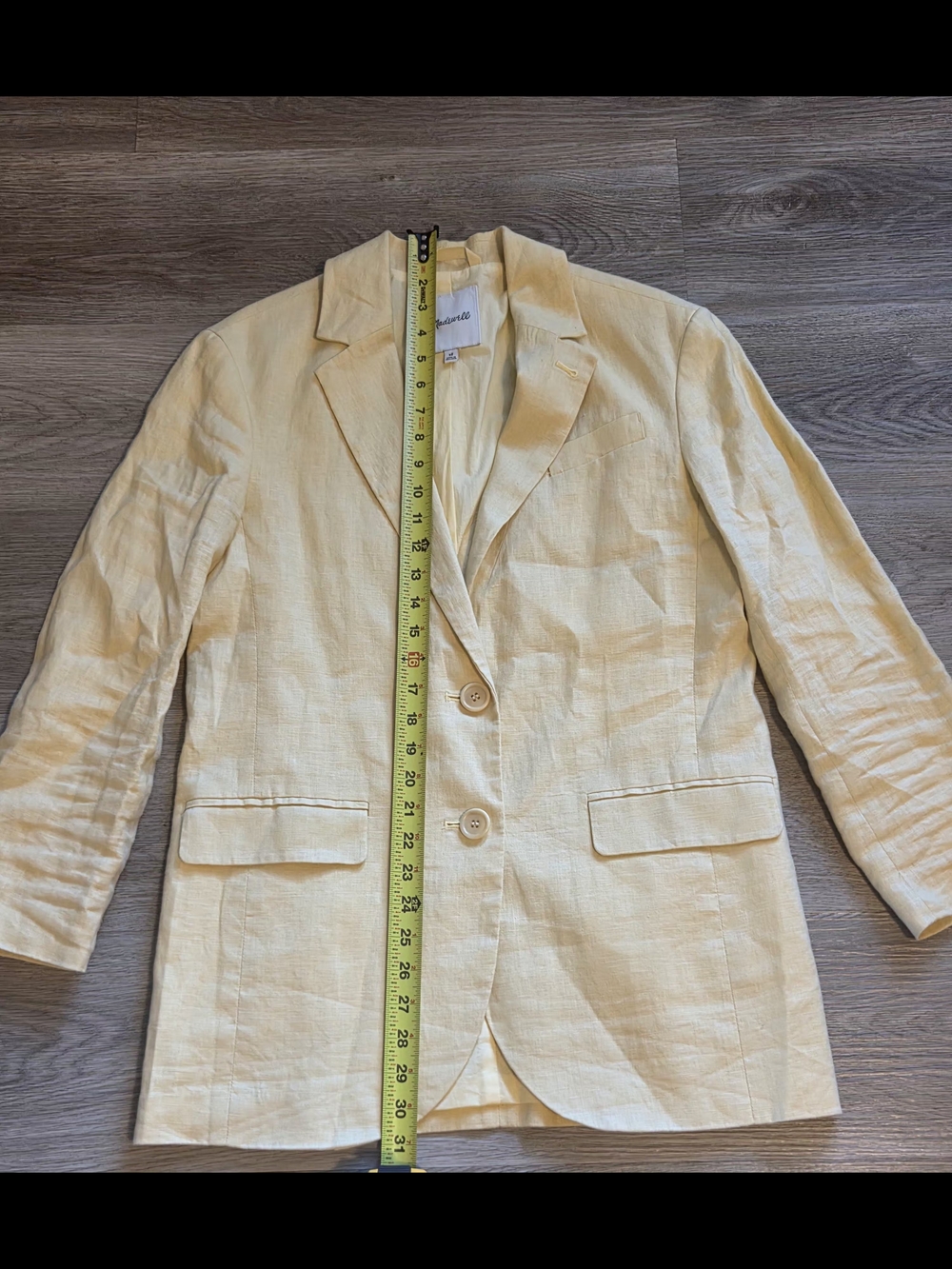 Madewell Yellow Linen-Blend Relaxed Blazer .They run big and fit like a size M. - Picture 3 of 9